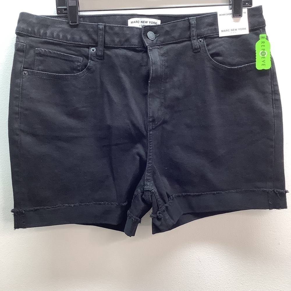 Marc New York Size 16 Black Women's Folded Jean Shorts. New With Tags.